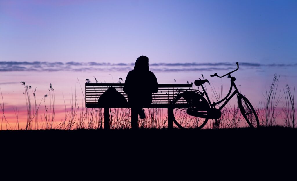 孤独感を解消するためのLINE相談と無料サポートはどこで受けられる？
