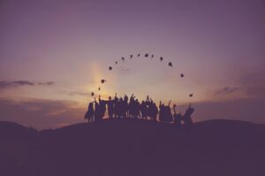 学生女性が相談できる先はどこですか？